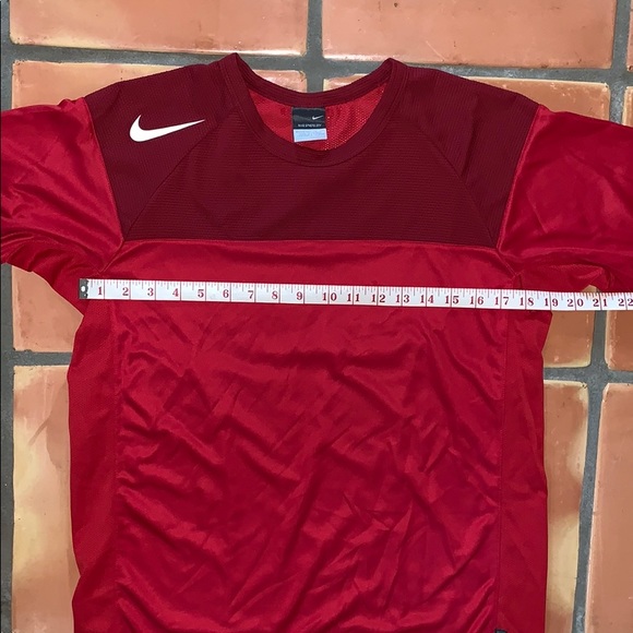 Boy’s Nike Sphere Dry Short Sleeve Shirt XL - Picture 3 of 6